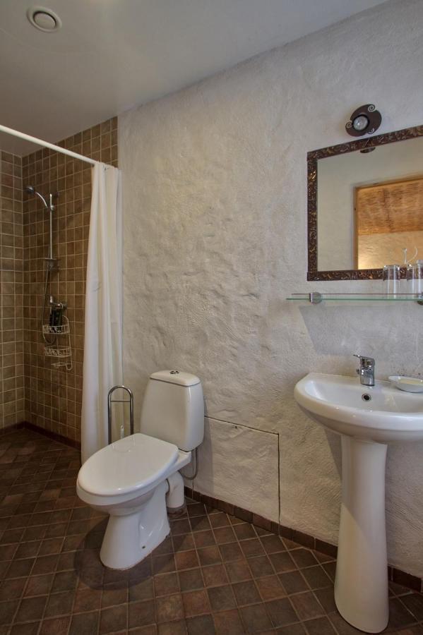 Beguta Guest House Haapsalu Buitenkant foto