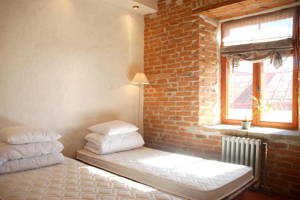 Beguta Guest House Haapsalu Buitenkant foto